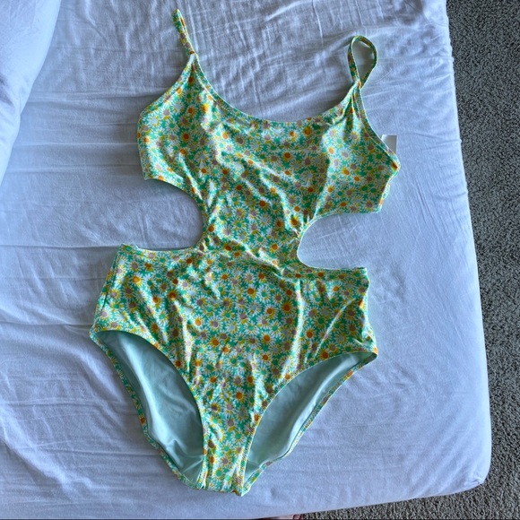 Aerie side scoop one piece - Picture 3 of 11